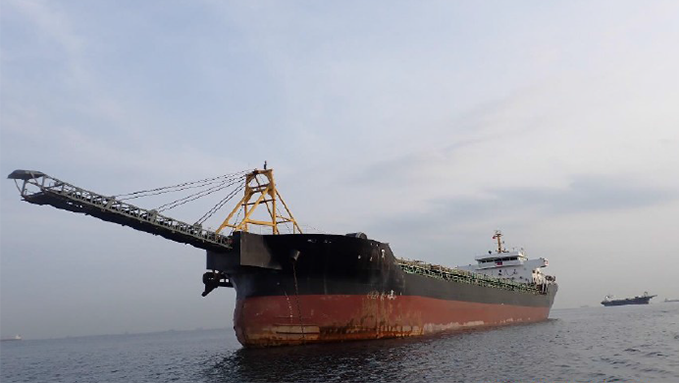 Underwater Hull Cleaning and Propeller Polishing of MV De Xin 7